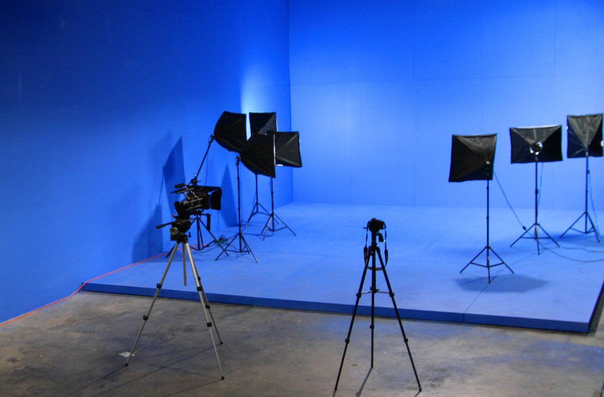 Atomic Cat Interactive's Massive Blue Screen